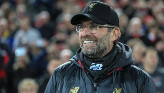 利物浦艰难拼搏，一路披荆斩棘磨砺自我