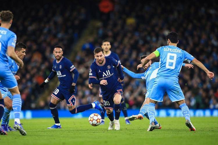 包含华盛顿西安客场轻松击败沃特福德，主场豪取三分的词条