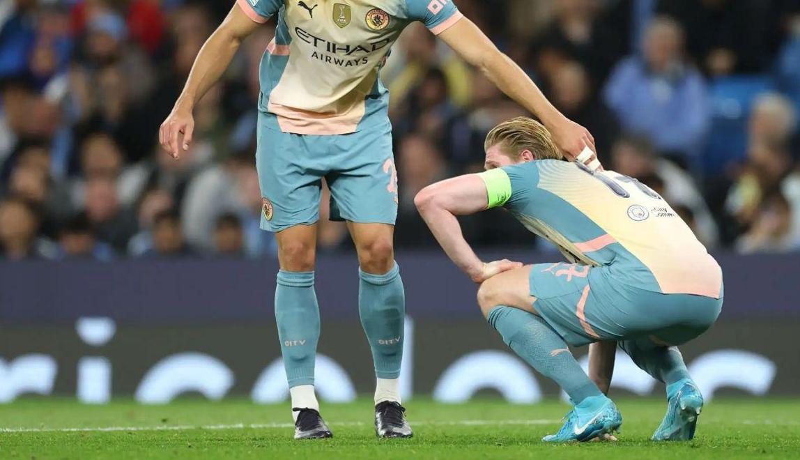 关于德布劳内遭遇争议红牌，C罗乘势反超比分完成逆转的信息